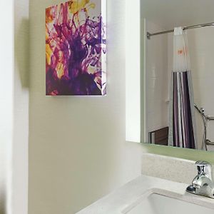 King Room Mobility accessible